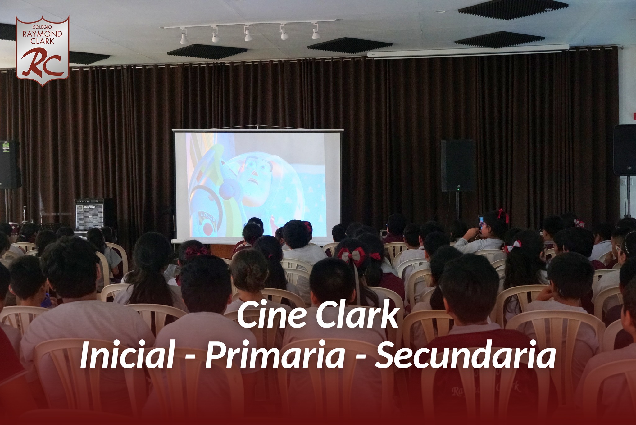 🎬✨ El viernes pasado nuestros estudiantes disfrutaron de un increíble tiempo en el Cine Clark,