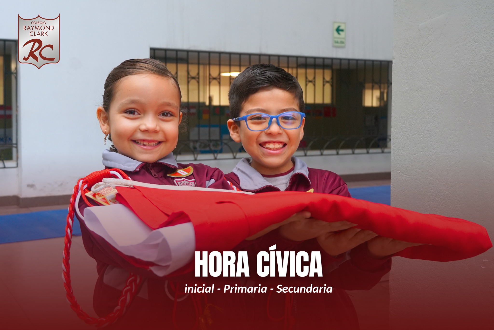 📸✨ Hora cívica vivida por nuestros estudiantes en los tres niveles: inicial, primaria y secundaria.